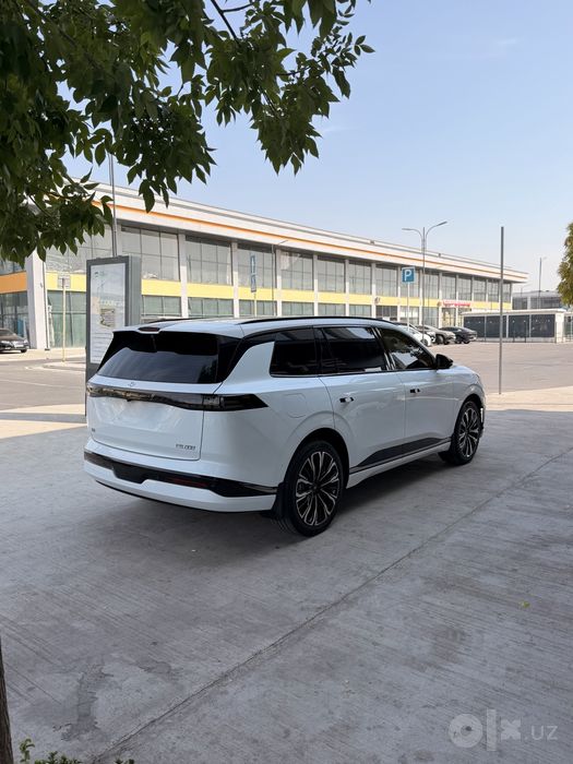 Dong Feng 008 Ev 635 km