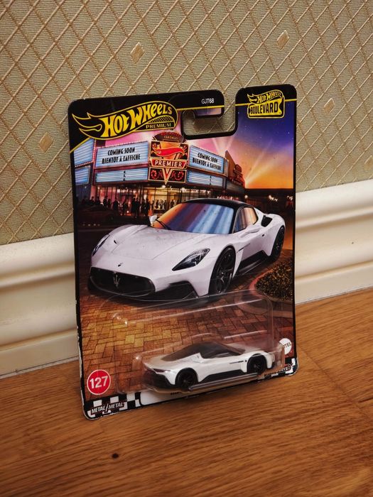 Maserati MC20 Premium Hot Wheels