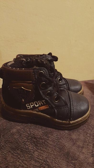 Продам 3 обуви за 10.000