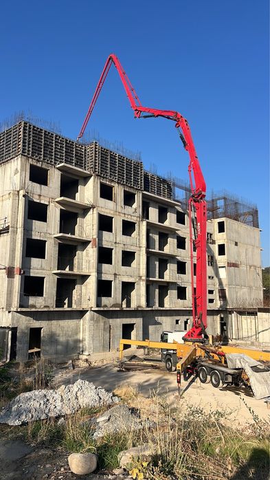 Автобетонасос  помпа слон