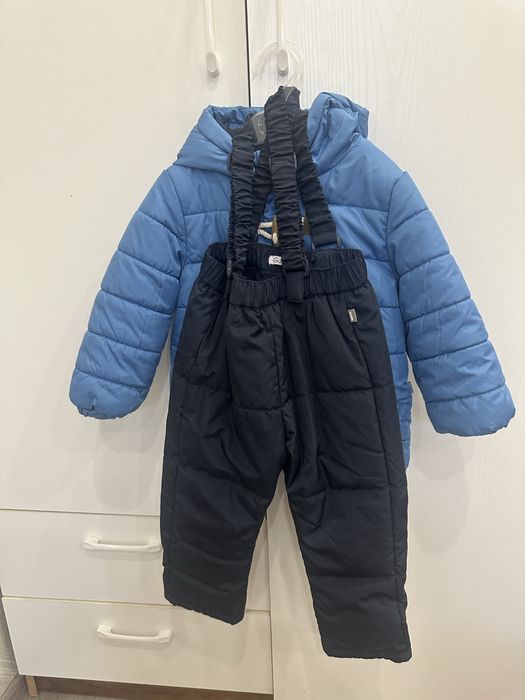 Продам детскую куртку