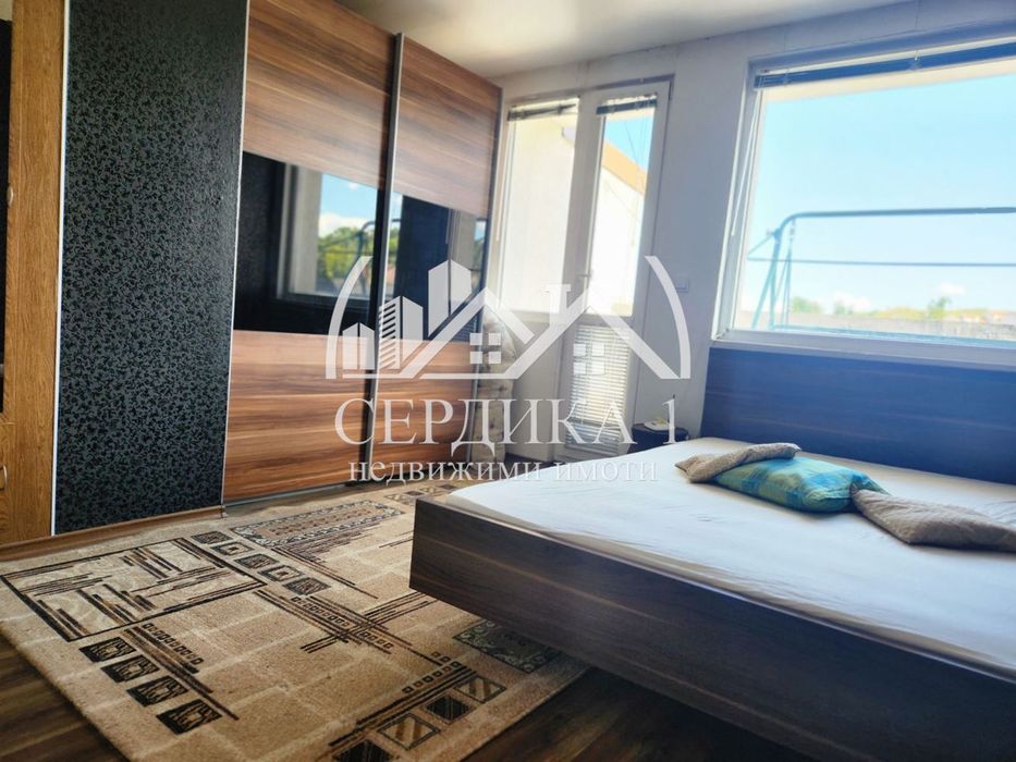 Дава се под наем Двустаен апартамент в София, Лозенец - 80 кв.м за 561 € - Снимка #1