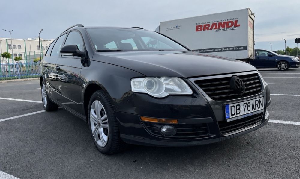 Volkswagen Passat B6 2009 DSG 2.0 TDI  incalzire scaune climatronic carlig remorcare climatronic cotiera faruri automate stergatoare automate