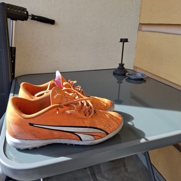 Ghete fotbal sintetic 42 Puma Ultra Play