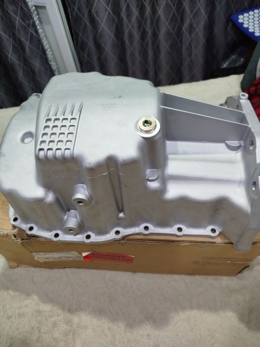 Масляный поддон картера Рено Дастер