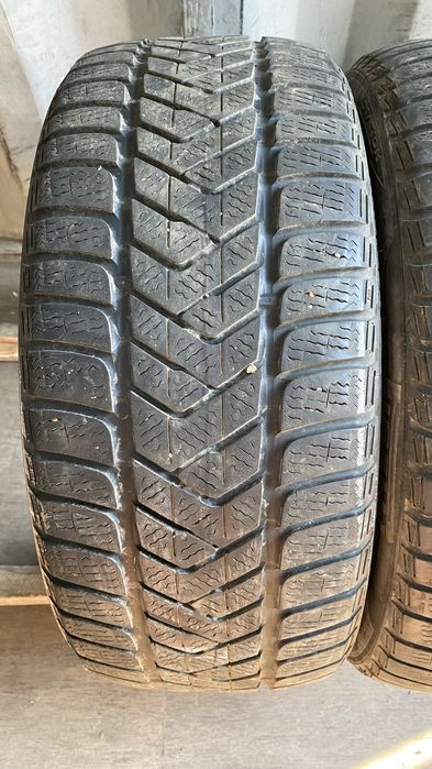 Шины Pirelli 225/45/17  2 шины