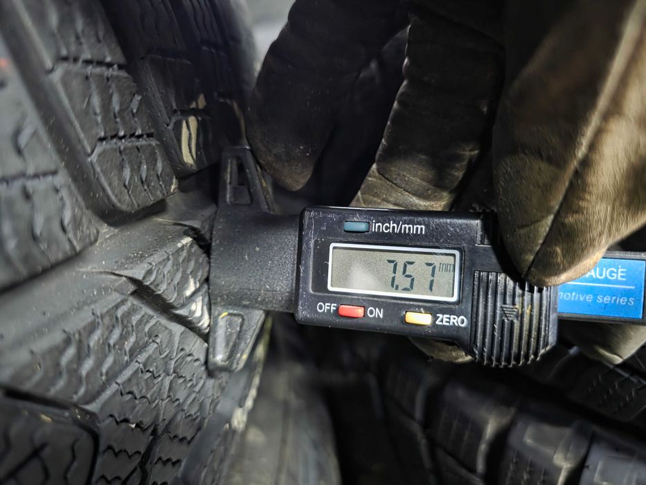 4бр Зимни гуми 225 60 18 - Pirelli