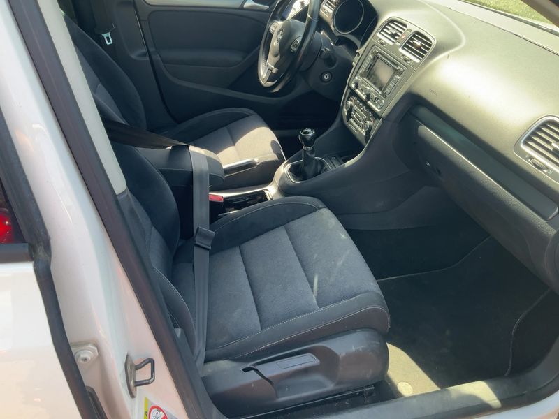 Volkswagen Golf VI 1.6 TDI Style 2011