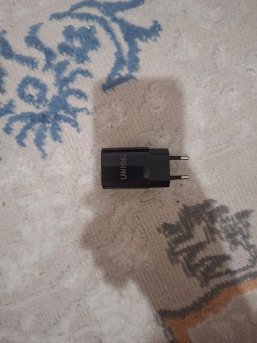 Зарядка для телефона