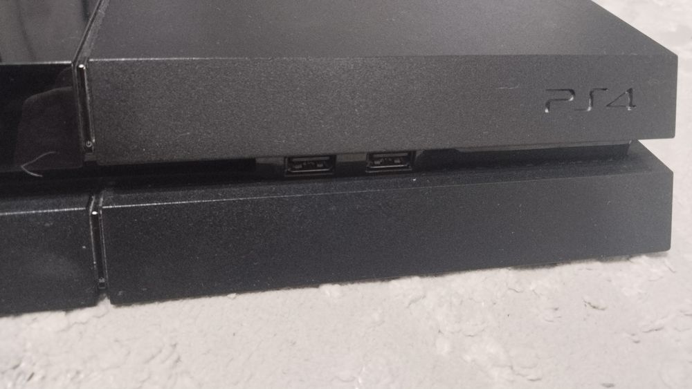 PS 4 с коробкой 500гб