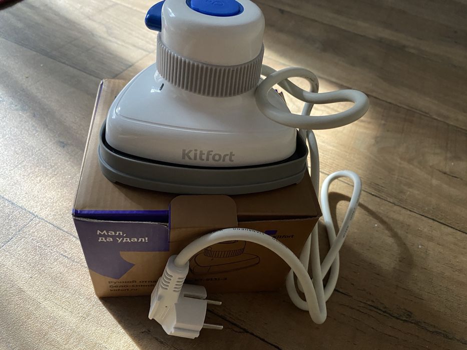 Продам мини утюг новый