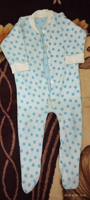 Продам комбинезон детский