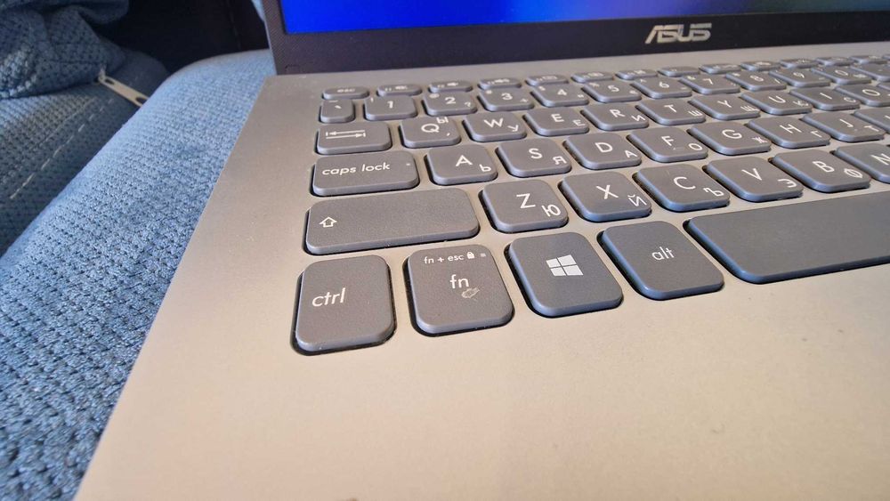 Asus M509DA - AMD Ryzen 3700U, 8GB RAM, 512GB SSD