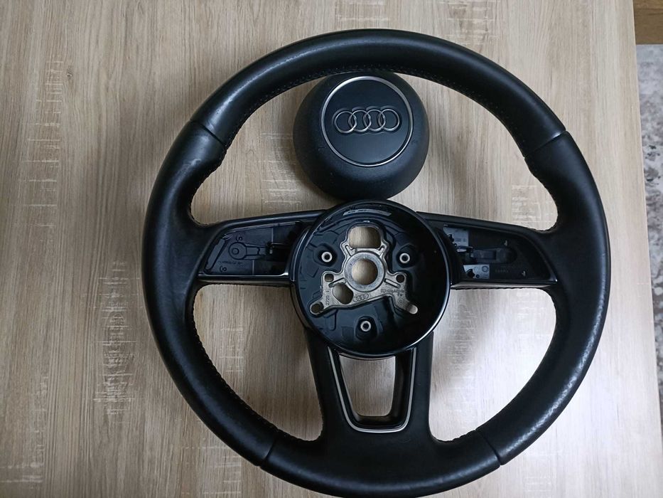 Volan piele Audi A3 8V, cu trim,  fără airbag și fără comenzi volan