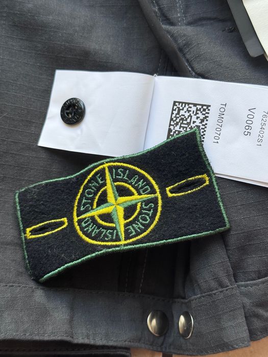 Stone island supreme