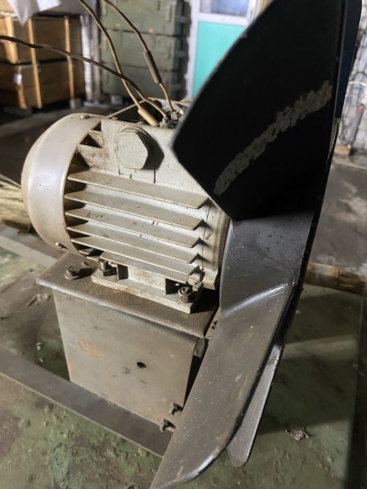 Электродвигатель