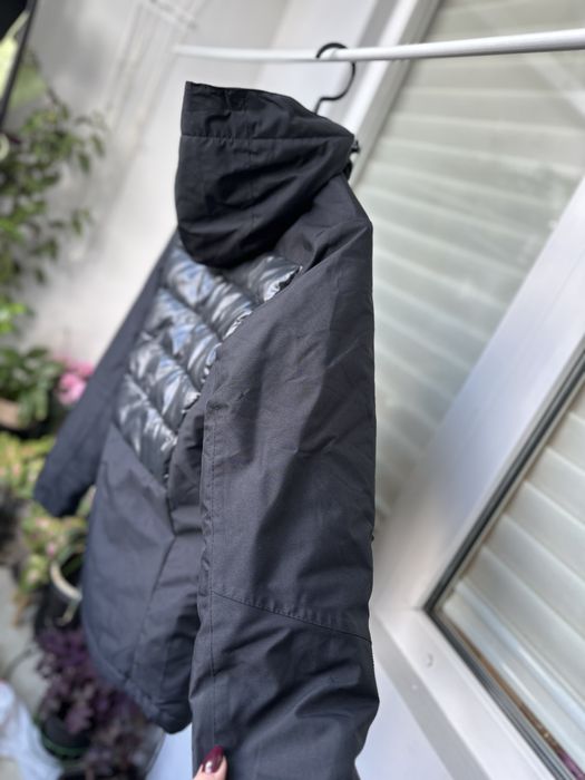 Зимно черно яке за ски