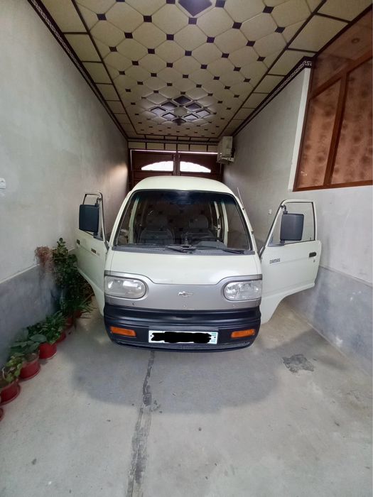 Автомабил дамас сотилади