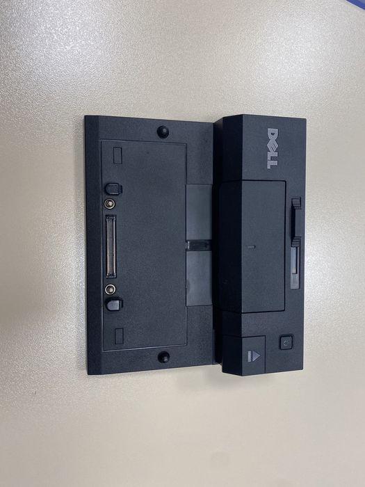 2бр. доккнг станцияи DELL PR03X с две зарядни 90W