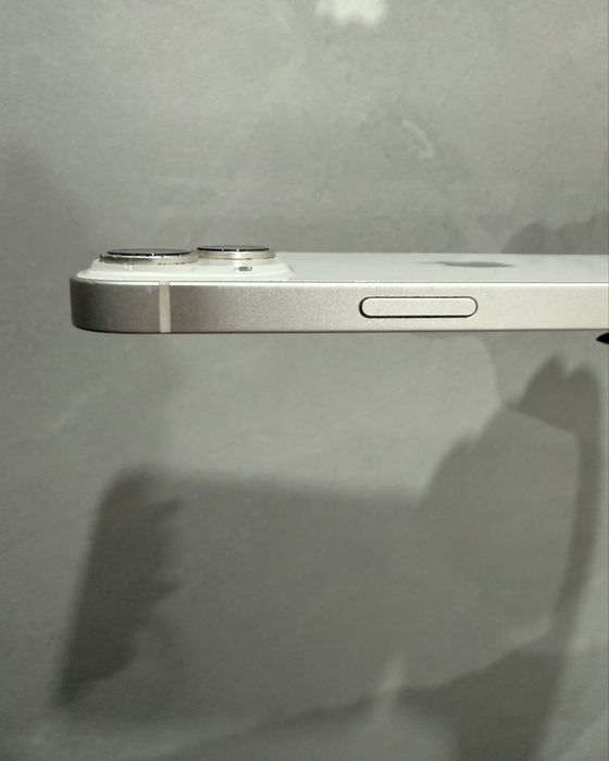 Iphone 14 в белом цвете