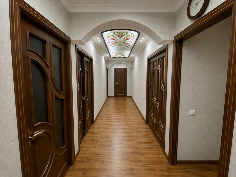 Продаётся квартира  Ц квартал, 5x комнат 131м2, Банковский дом