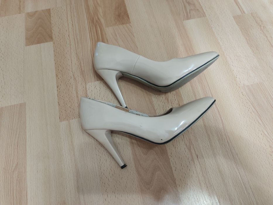 Отдам туфли в хорошем состоянии