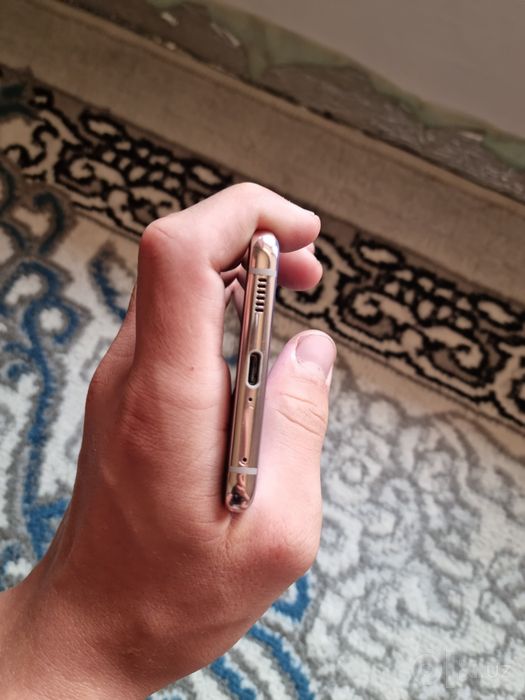 Samsung s21 plus 8/256