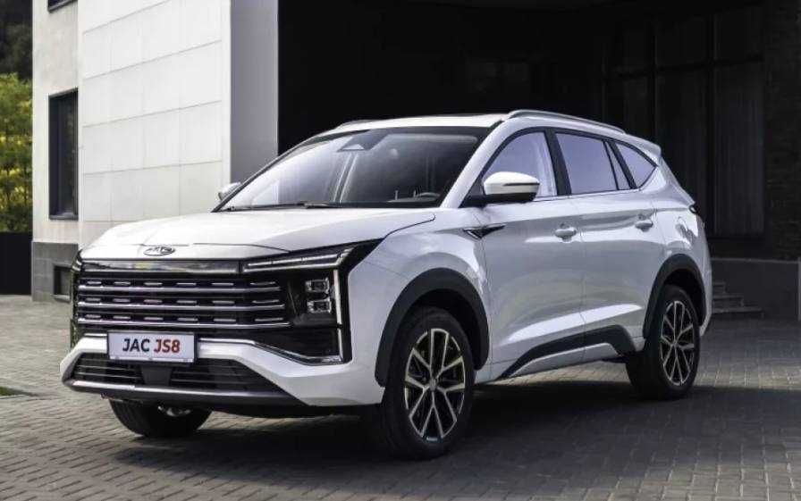 Jac JS 8 zamonaviy 7 kishilik krossover