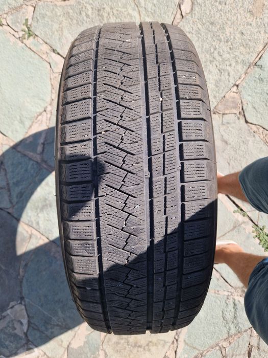Зимняя резина Triangle 235/55R19