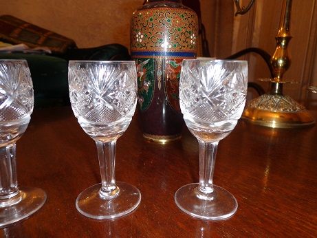 хрустальные рюмки