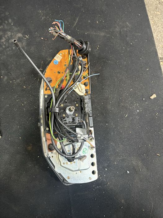 Mercedes w124 2.0i avtomat Километраж