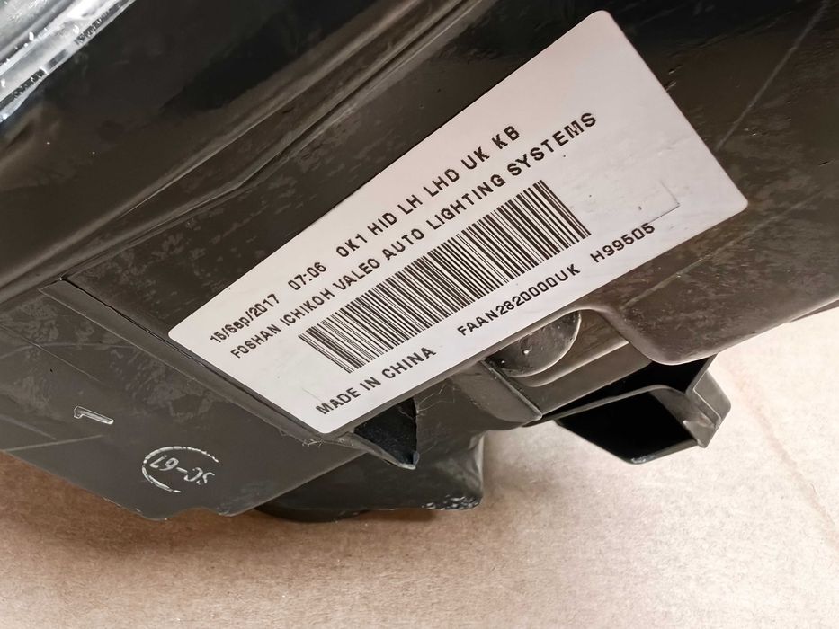 Фар за Nissan Juke Xenon / Нисан Джук Ксенон