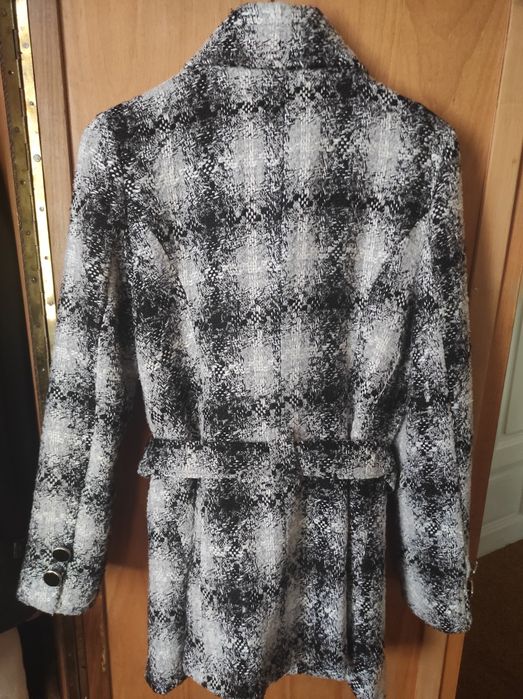 Палто от плат със сребърна нишка