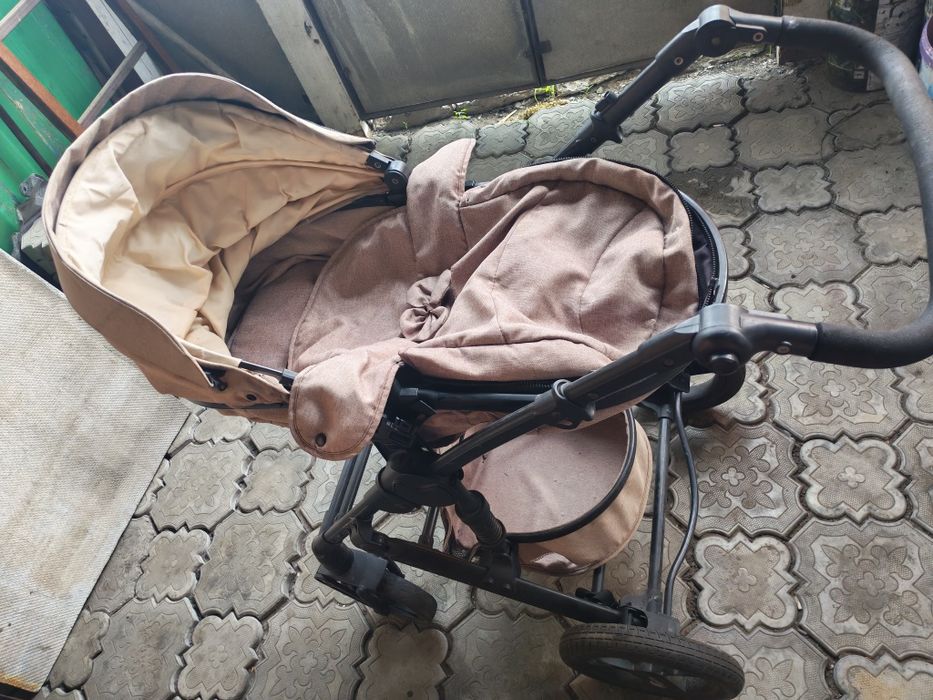 Продам коляску текнум