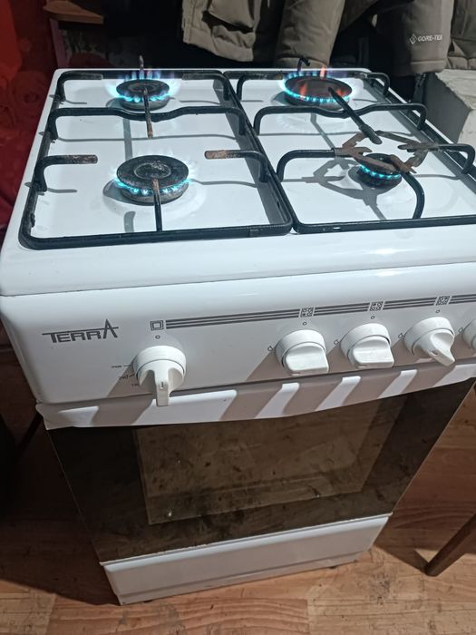 Газ Плита с балоном и редуктором