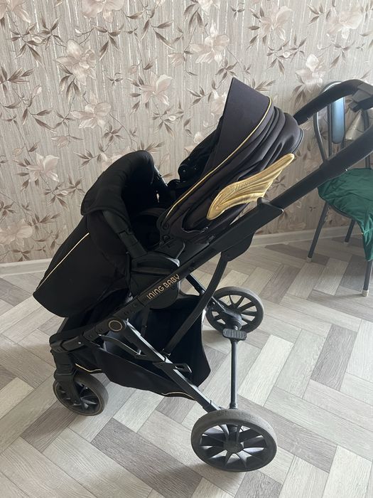 Коляска ining baby
