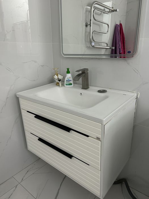 Тумба подвесная с раковиной