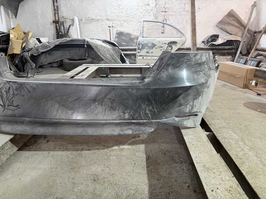 Задний бампер Tayota 70