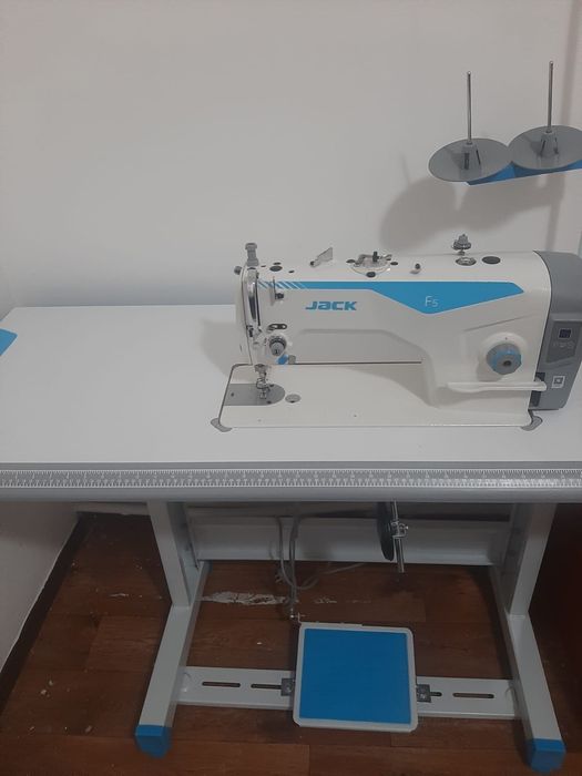 Швейная производственная машина