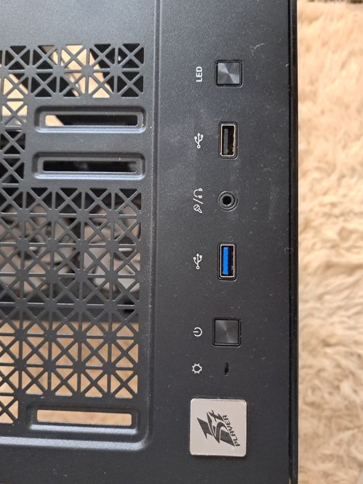 1stPlayer MIKU Mi7-A, mid-tower в черно с прозрачен/стъклен страничен