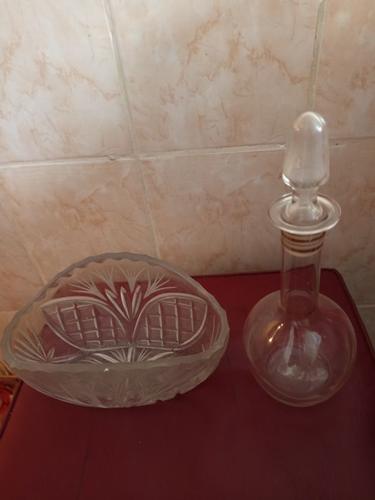 Продам вазочки, графин по 200 тенге