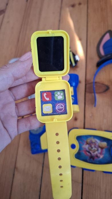 Полицейски аксесоари на Чейс от Пес патрул/ Paw patrol + подарък