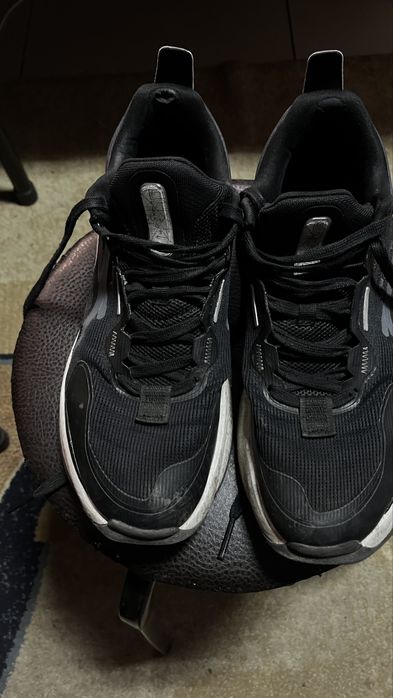 Кроссовки класные.