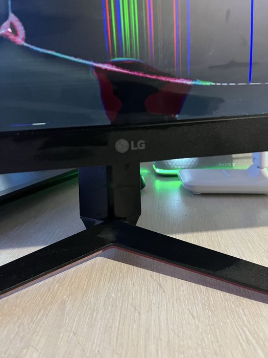 Продается монитор