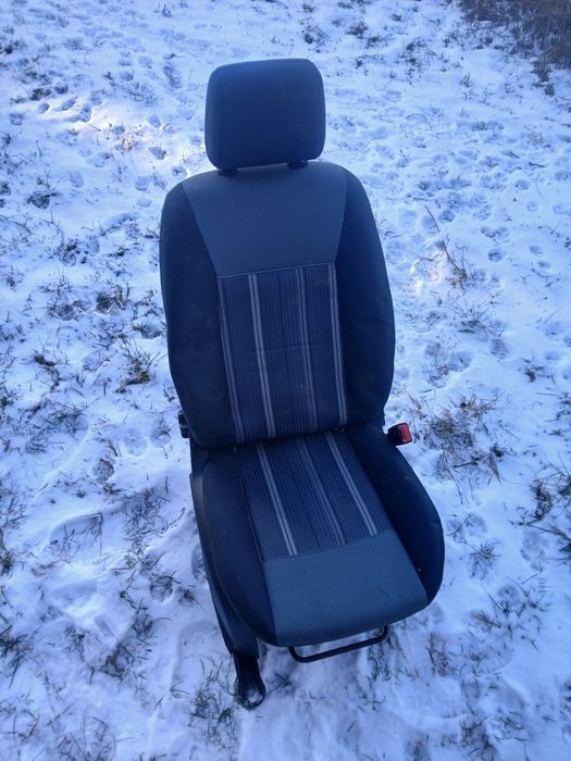 Scaun pasager ford fiesta 2010 2011