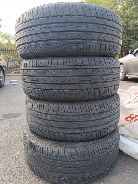 Продам летние шины 215/55/R17