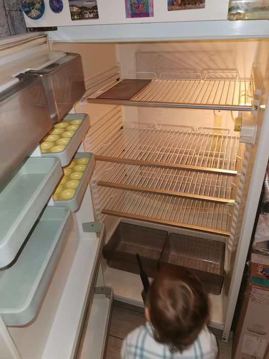 Хладилник  Bosh.