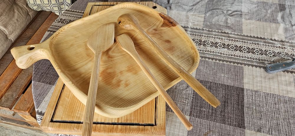 Platouri din lemn masiv