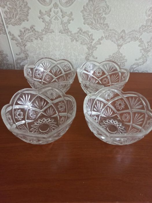 Продам посуды  стеклянные