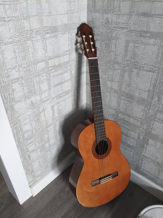 Продаю Yamaha c45